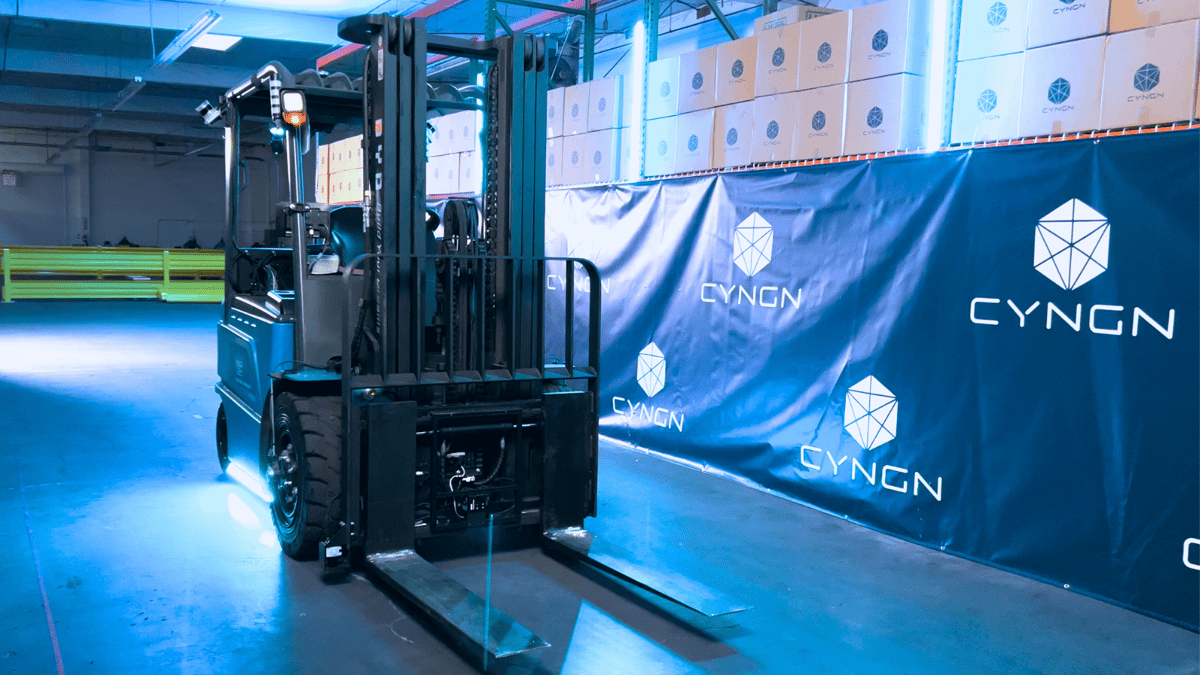 Cyngn DriveMod Forklift 6