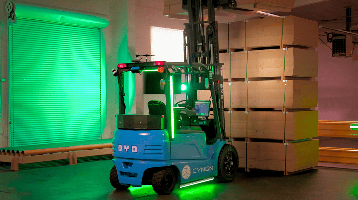 Cyngn DriveMod Forklift 8